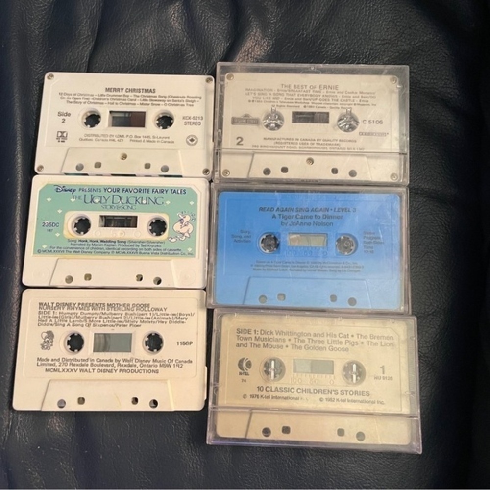 6 cassettes of child story and music and Christmas
